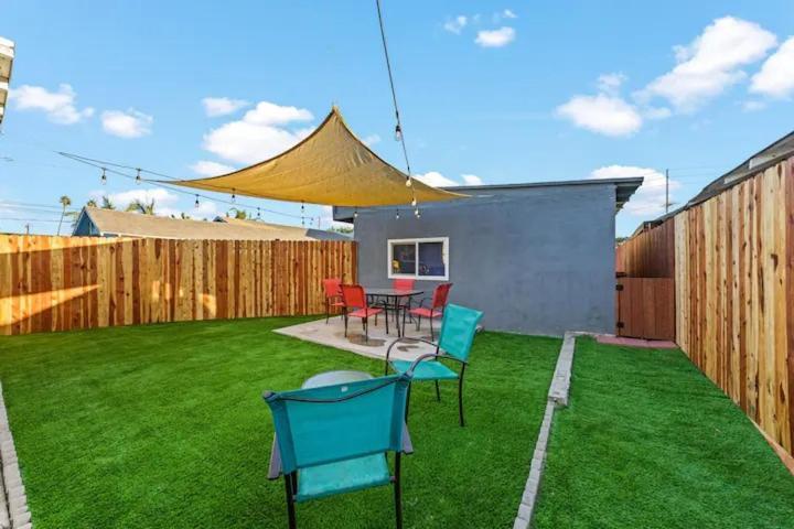 Spacious Centrally Located New 2 Bedroom Property! * Inglewood
