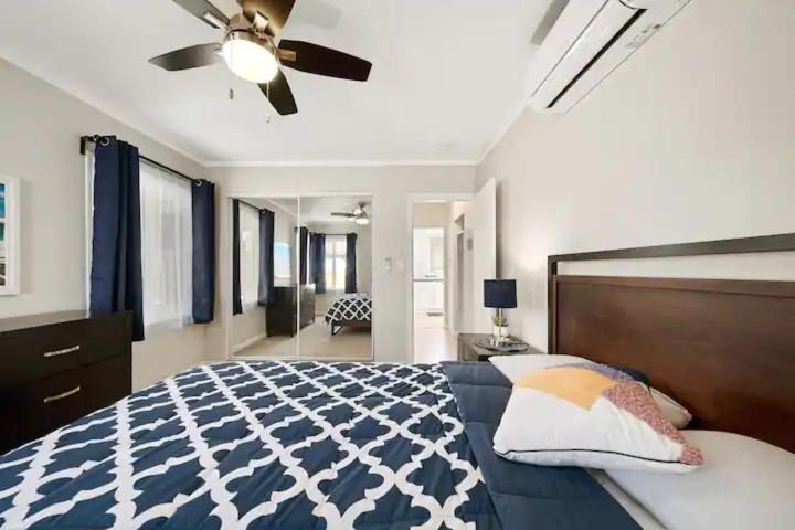 Spacious Centrally Located New 2 Bedroom Property! Holiday home Inglewood