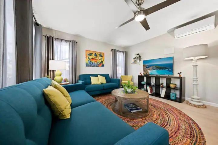 Spacious Centrally Located New 2 Bedroom Property!