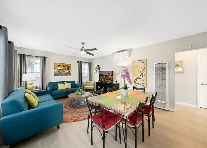 Spacious Centrally Located New 2 Bedroom Property!